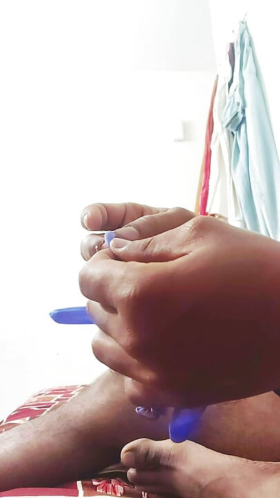No gf fun with hand made sex toy
