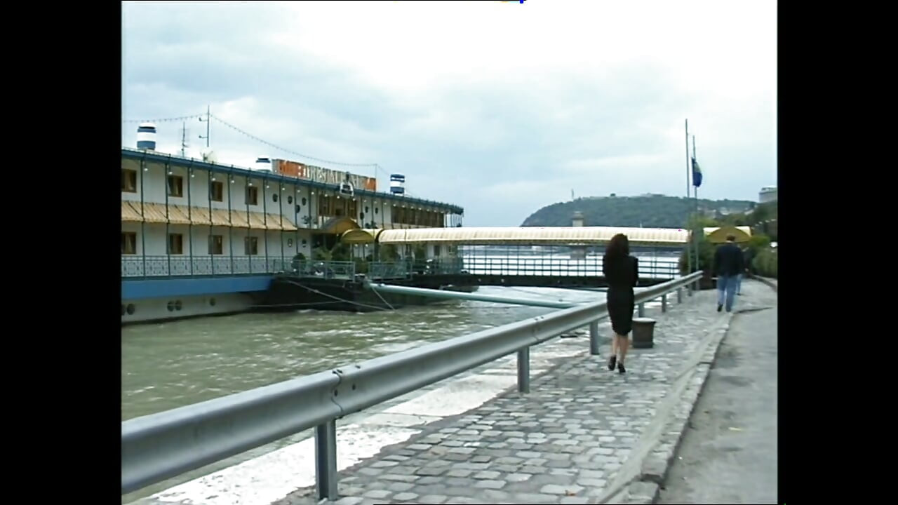 Erika and Julie Pump Them (film)