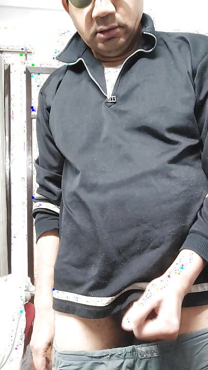 I am alone and I want to fuck any girl