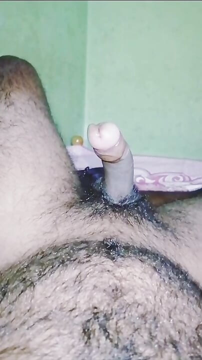 Мастурбація чувака зі Шрі-Ланки