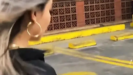 Mungil Pirang Kolombia Menunjukkan Saya Berkeliling Kota Dan Kami Melakukan Seks Publik Di Dalam Mobil - Brian Evansx