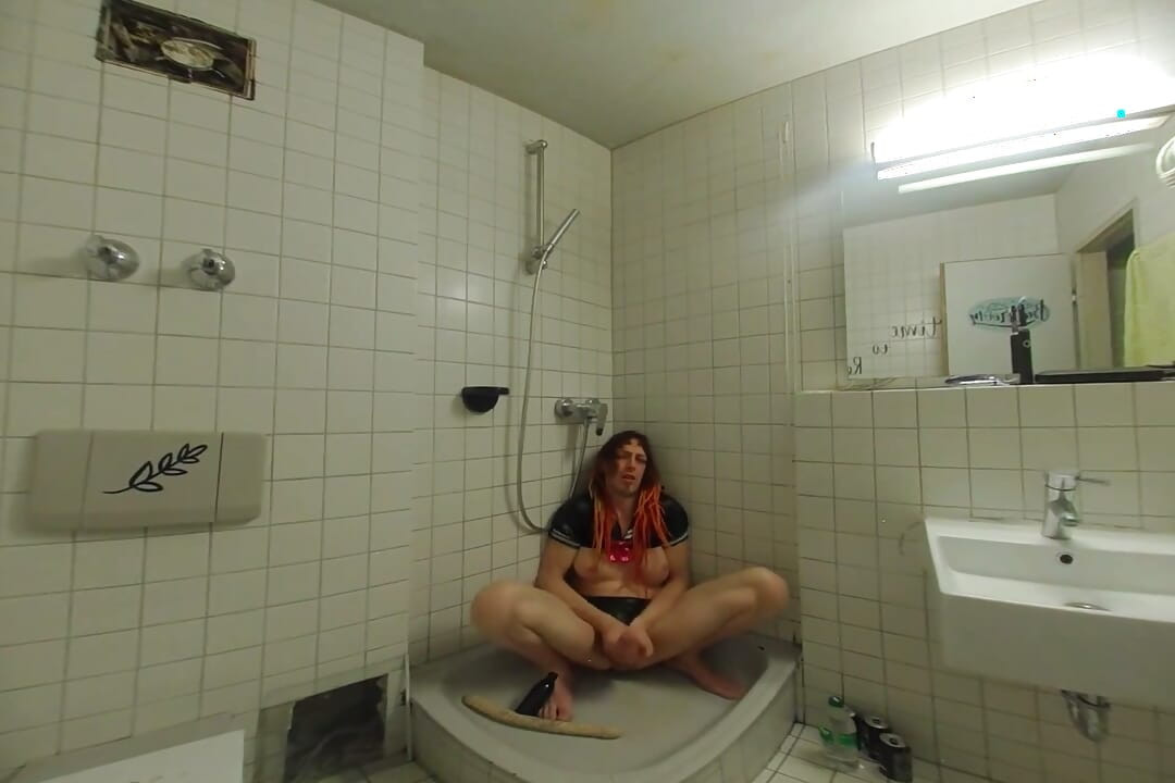Jasmine_dlight - hluboké dvojité dildo ve sprše VR180