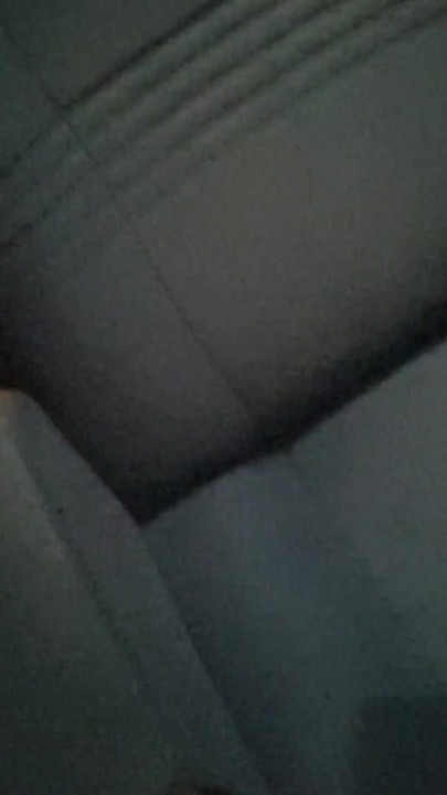 ドイツ人の親友ティーン2人が映画館でリスキーなフェラチオをし、飲み込む