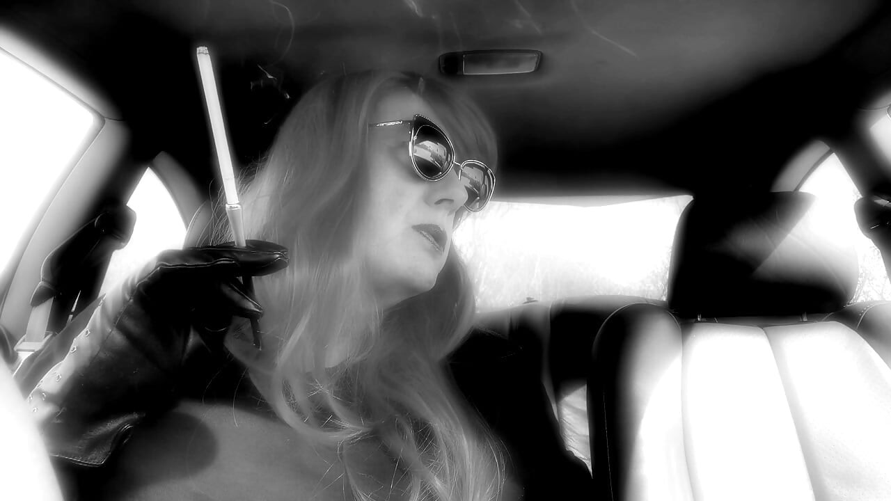 I WAIT FOR YOU --- LONG CIGARETTE SMOKNG IN A HOLDER