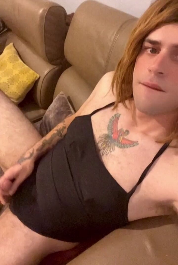 Teen CD Trap masturbation