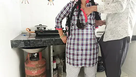 Video seks pertama gadis sekolah India