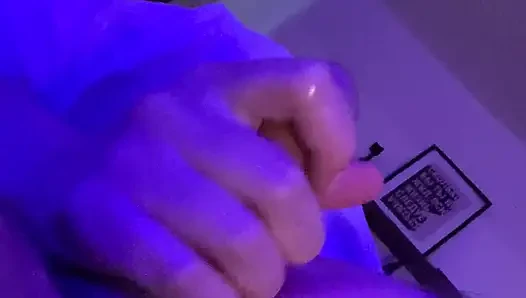 Blowjob rumah yang nyaman di malam musim gugur yang dingin