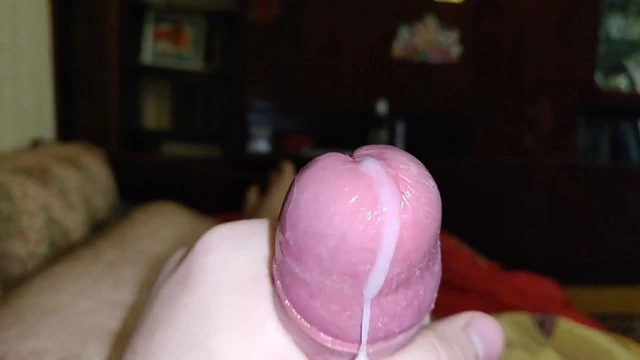 BEAR Hugest Cumshot i've ever seen