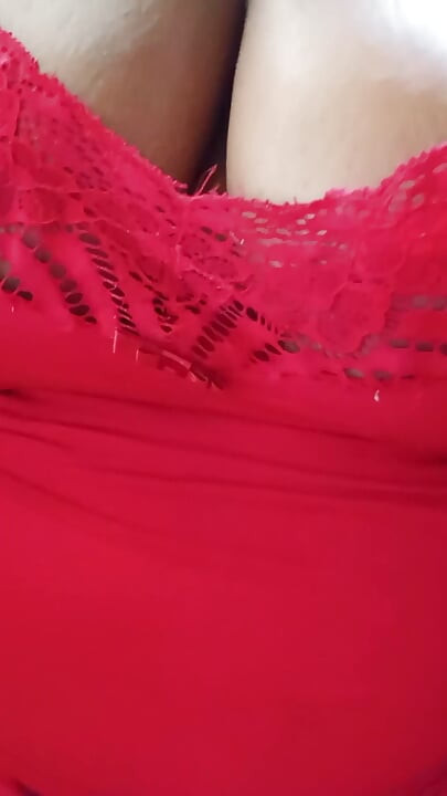 Hot milf of the huge peyotes and hairy pussy