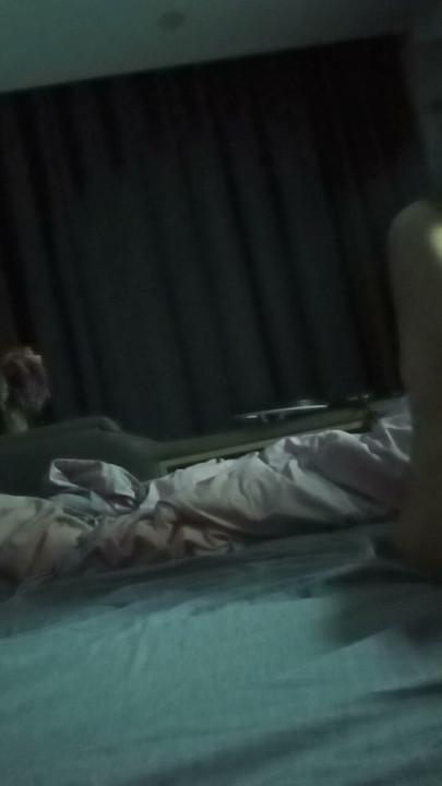 He me hard in my bed | Clip 1
