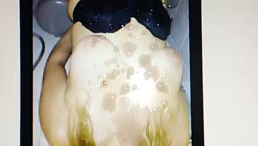 Boşalmak benim seksi sikme oyuncağımı takdir ediyor