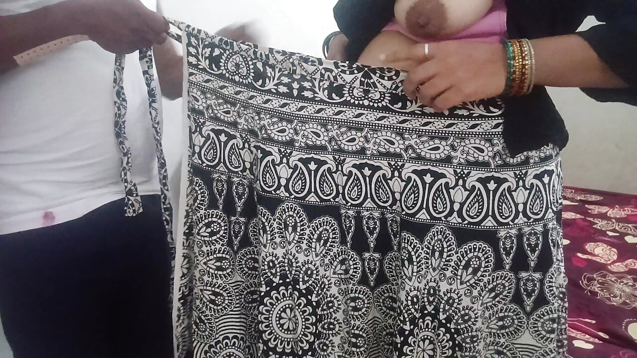 Super moja polusestra jebe Jinovu spavaću sobu