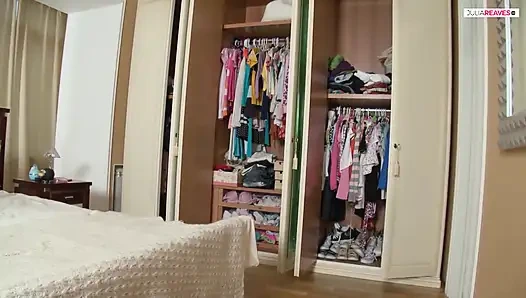 Anika si gadis remaja manis mengerang dengan penuh gairah sambil ngentot