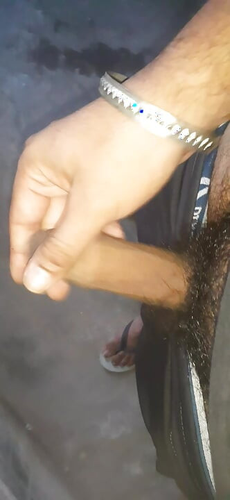 Werde perfekt zu meinem schönen schwanz-handjob rausgeworfen