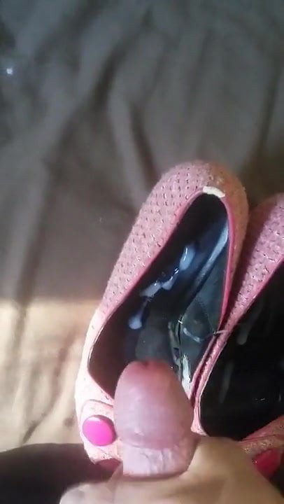 cum pink heels