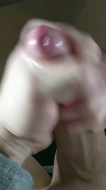 「GERMAN Jerk Off Instructions with DIRTY TALK from Alpha Cock for SUBs and SISSYs」のパワフルな瞬間