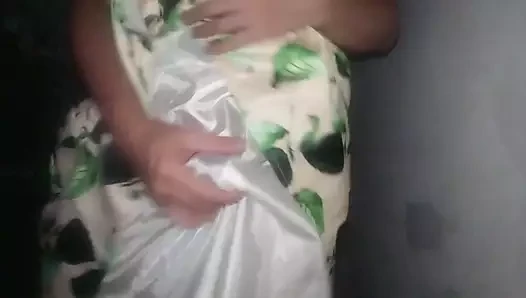 güzel saten etek ile Cum