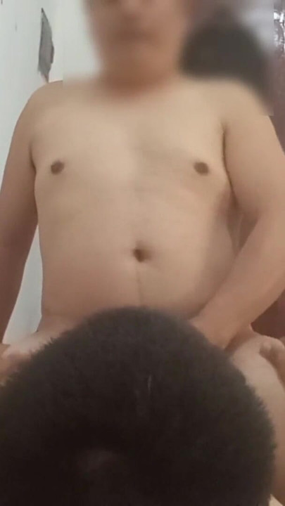 Dois estudiosos filipinos de uma famosa universidade fazendo sexo antes de entrar em sua classe. | Clipe 2