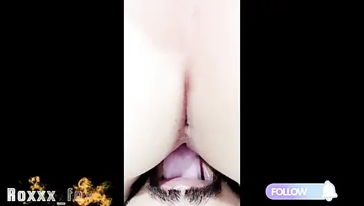 Roxxxette_fox: Kocam beni dolduruyor ve daha önce hiç olmadığı kadar inlememe neden oluyor