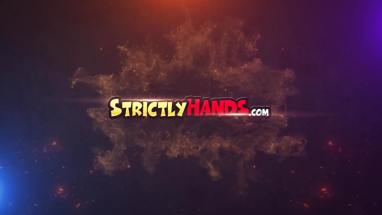 Strictly Hands 19yo Amateur Payton Brooks HJ W Big Fake Tits