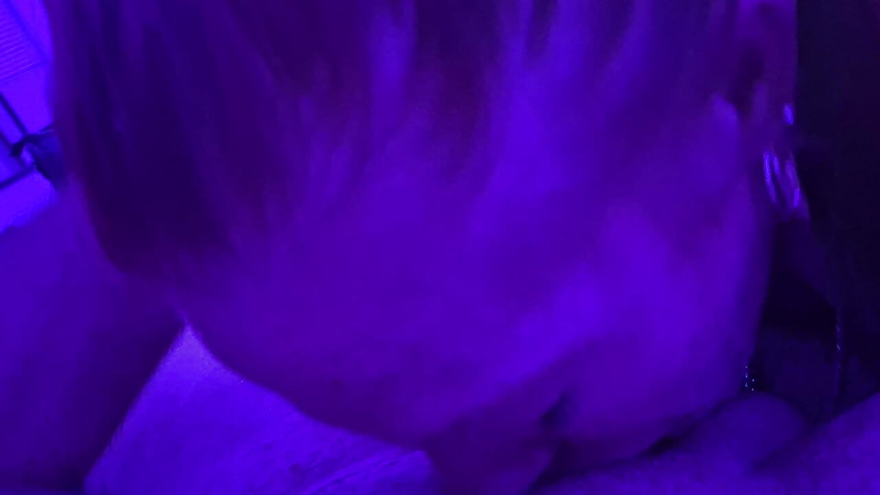 New girl trying to suck a big cock