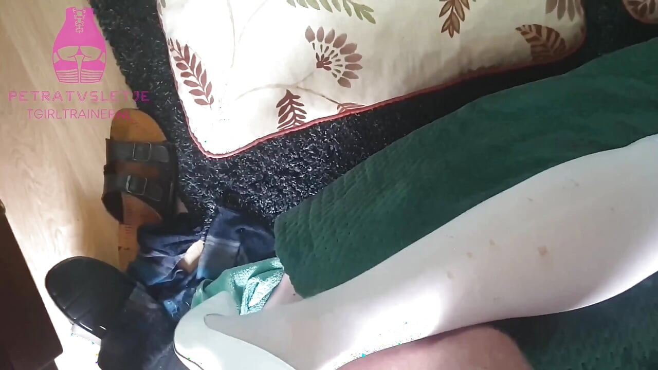 Petra in virgin white,s