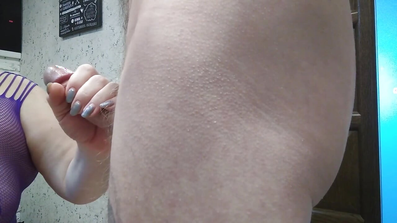 Eine reife schlampe in den mund gefickt und sie mit sperma gefüttert