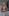 Britisches mädchen zeigt ihre gepiercten möpse vor der kamera