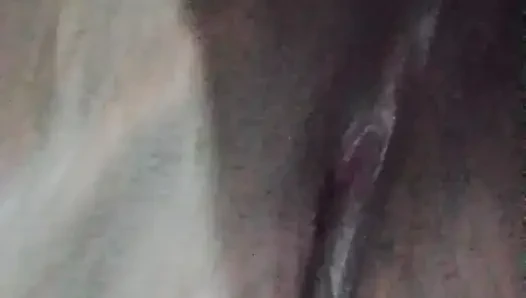 Bangladeschisches virales mädchen zeigt ihre muschi