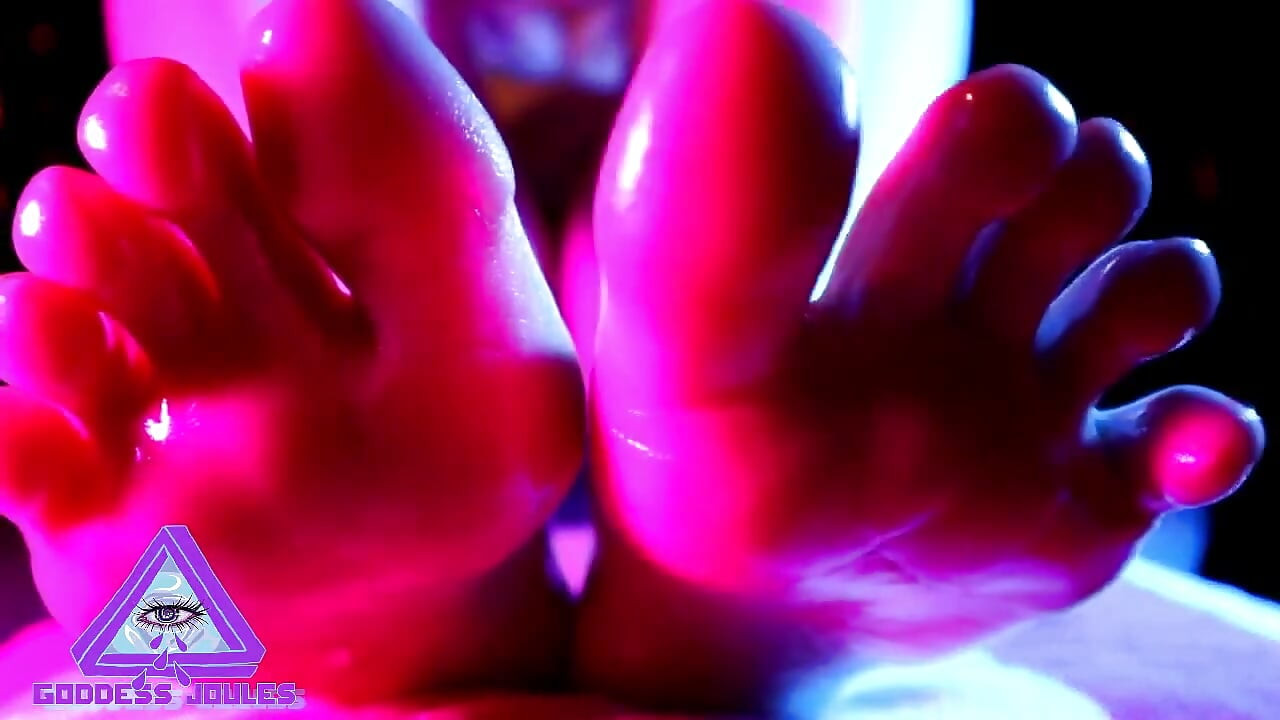 Пальцы ног на день рождения