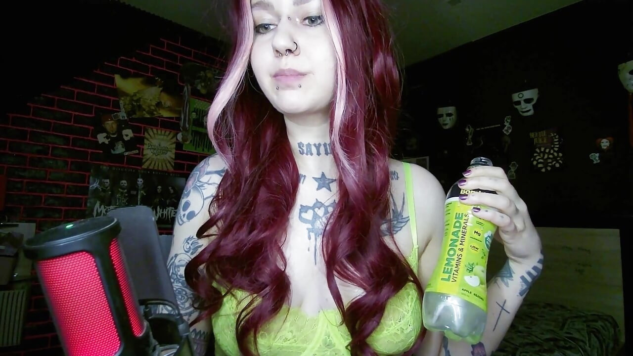 Alternative redhead drinking and burping