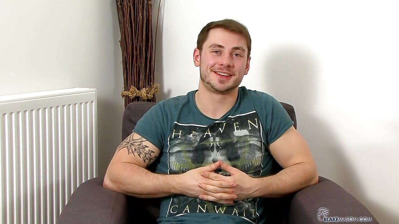 Sexy Straight Guy Nick Solo