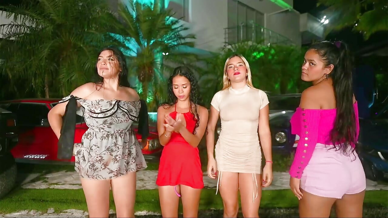 latina masturbação com lindas xoxotas GGmansion