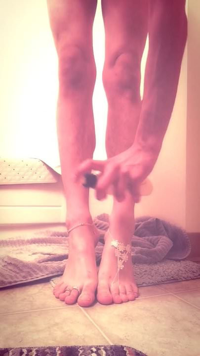 Toes