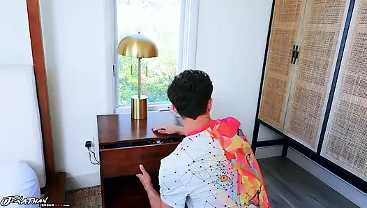 Cewek itu suka banget pantatnya dientot habis-habisan