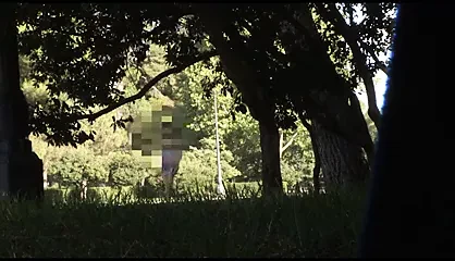 Monica wants to give a blowjob to a lucky dude in the park