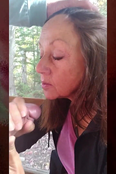 Cewek sange ini dientot habis-habisan sampai dicrot di hutan - candi annie