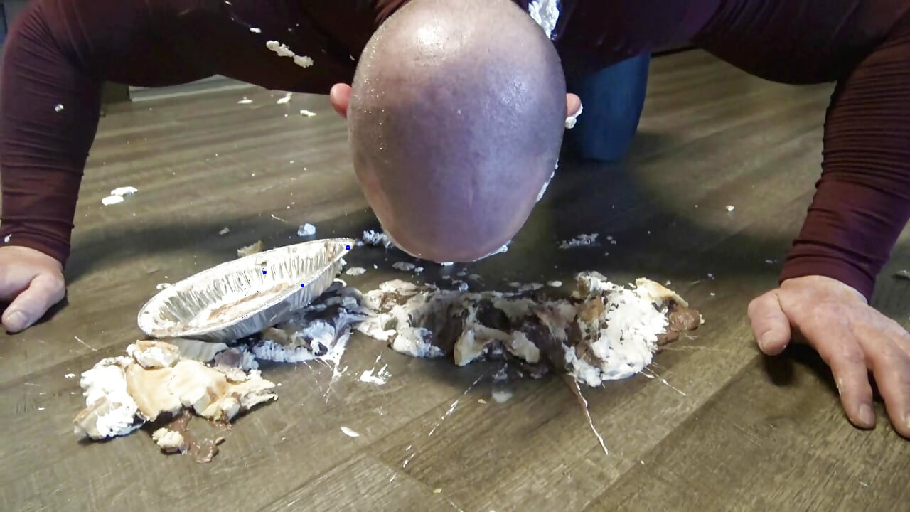 Pie im gesicht plus Fuß demütigung