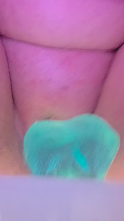 Fucking myself pussy slowly