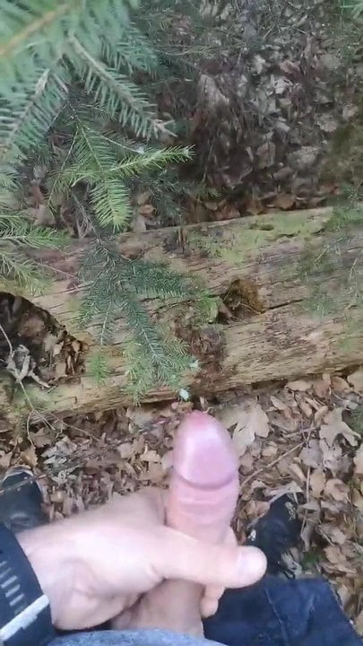 outdoor cumshot