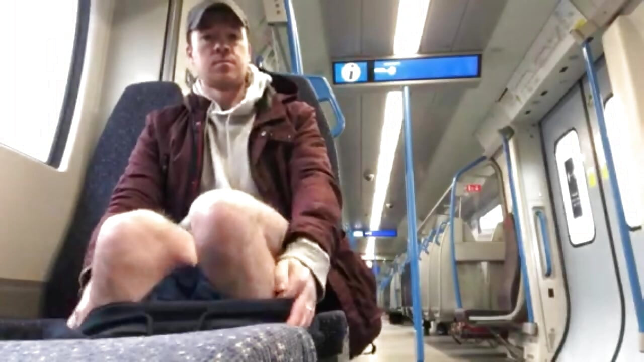 Wanking on a train to Kings X