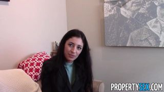 Propertysex - l'agente immobiliare si rivela essere una troia