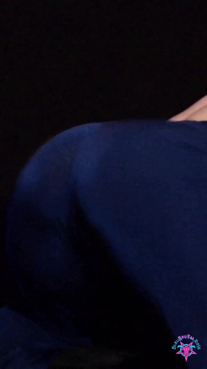 MIDNIGHT CRYSTAL - THE FULL PORN VIDEO IS AVAILABLE ON MY PROFILE