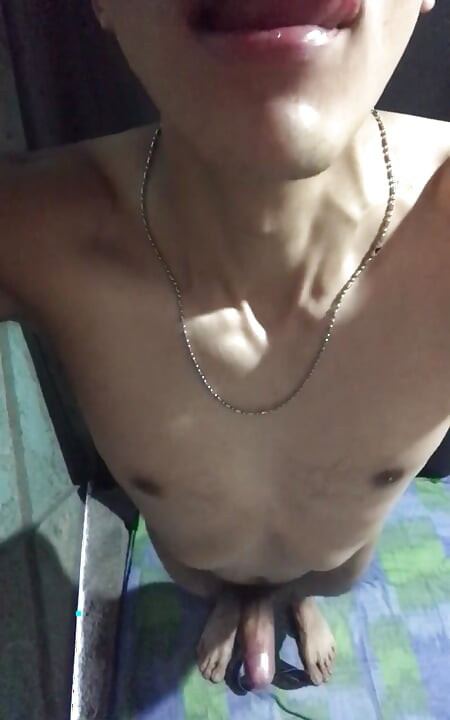 Young man masturbates rich for you