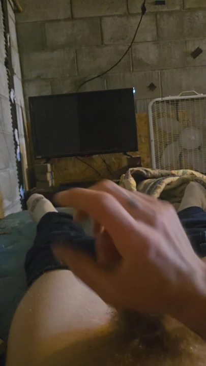 Solo Big Dick Stud Masterbabing