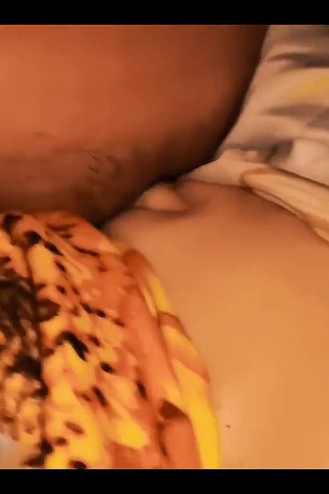 操菲律宾大学荡妇她一个很好的鸡巴吸盘, 厚厚的大量射精