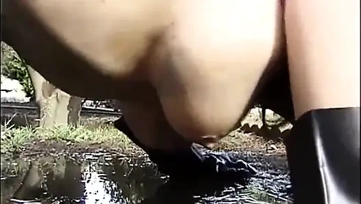 Секс на улице против в клубе