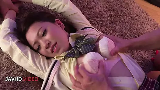 Aksi seks threesome intens miu kimura di asia sampai didobel penetrasi