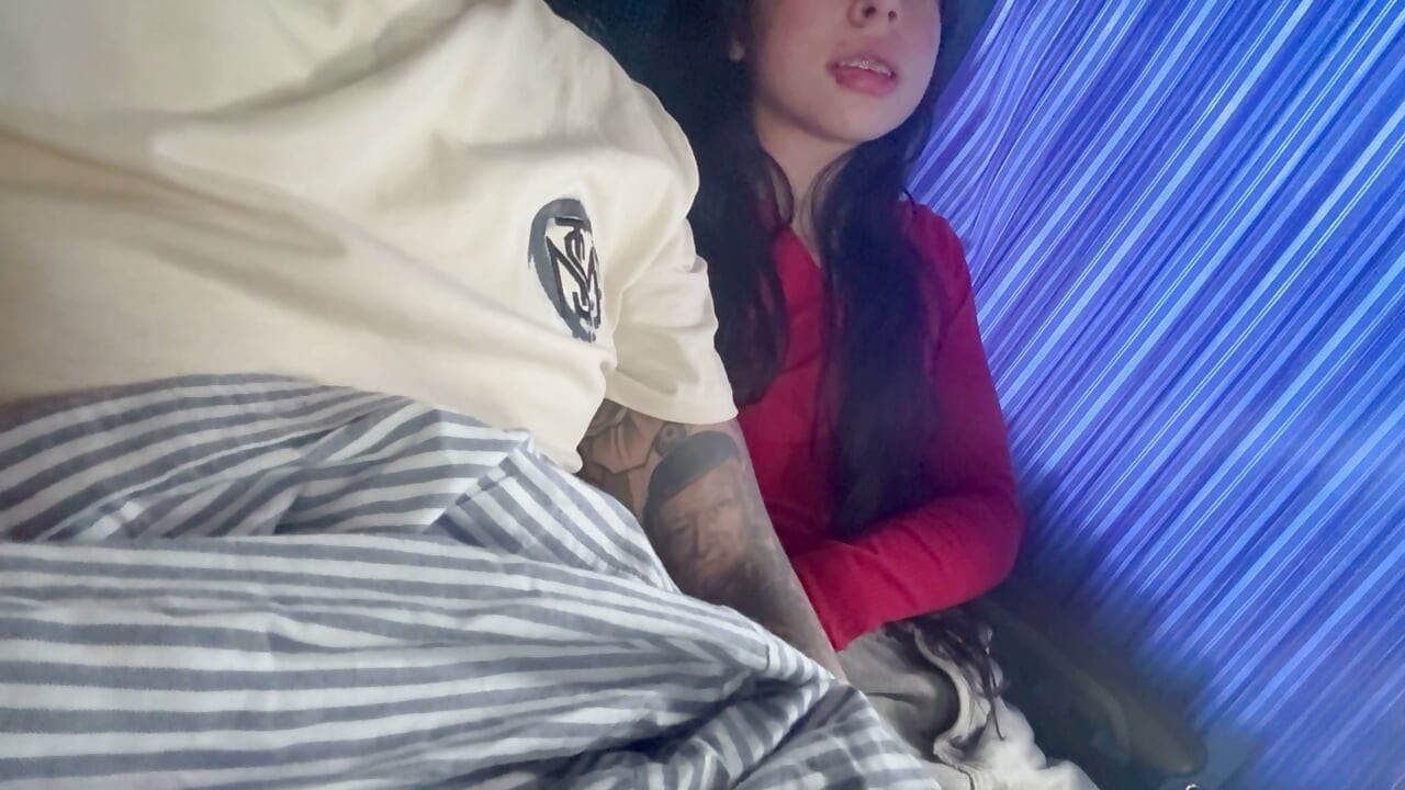 Teen Road to jerkoff and fingering pussy with in service bus