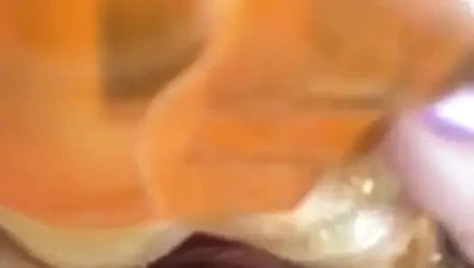 Evli kadın mastürbasyon yapıyor